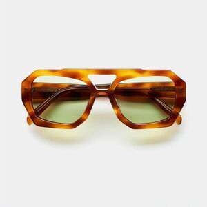 VEHLA Amber Geometric Sunglasses